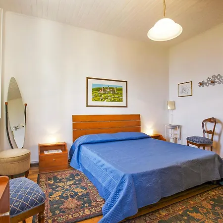 Piazzale Italia Oggebbio