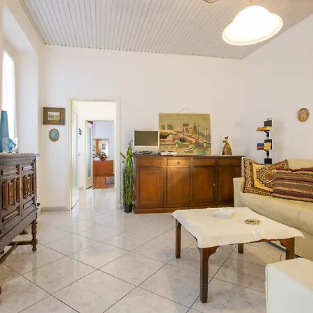 Apartment Piazzale Italia Oggebbio